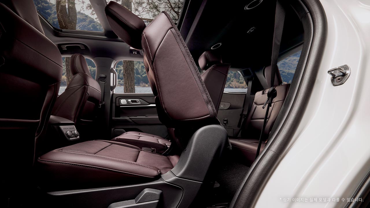 Explorer Gallery Interior 3