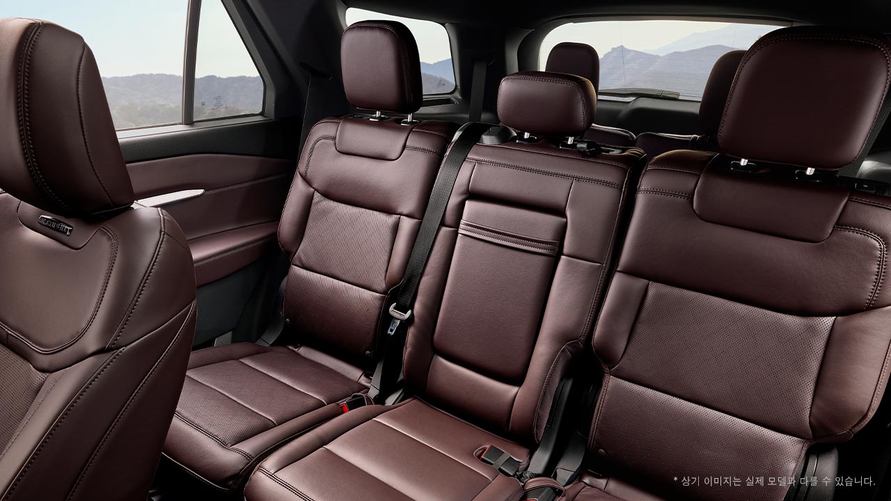 Explorer Gallery Interior 4